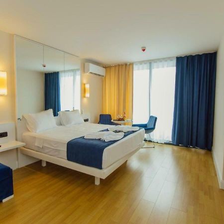 Aparthotel Orbi City Sea View Batumi Kültér fotó